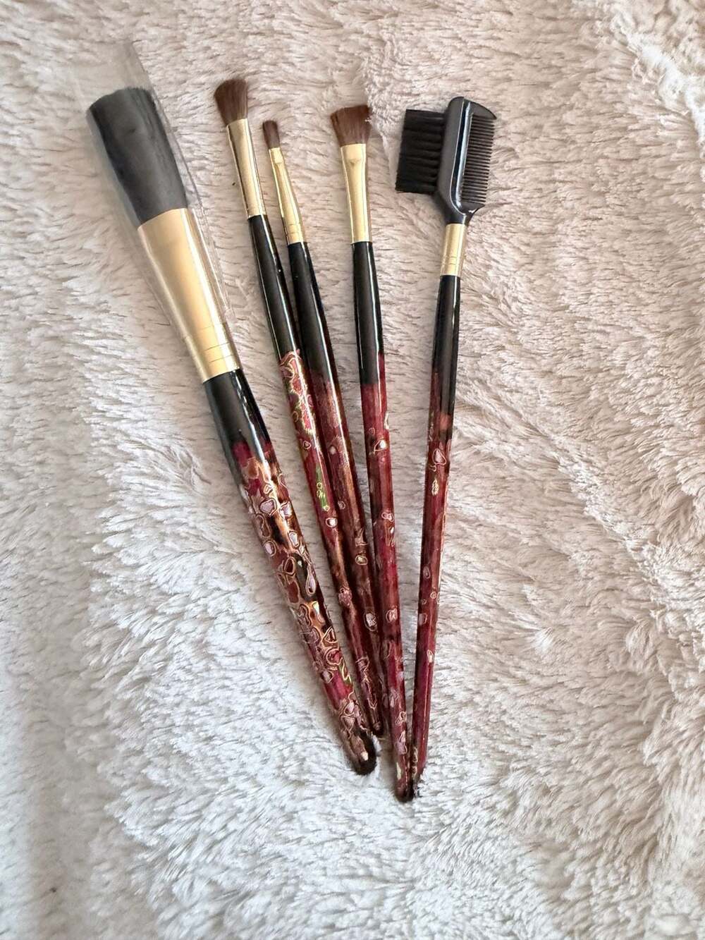 Vintage Style Decorative Makeup Brush Set with Maki-e Inspired Pattern